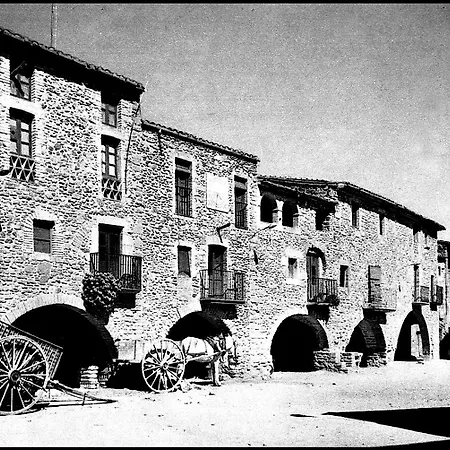 - - Felip * Monells